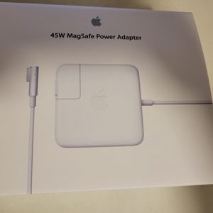 *** NEW*** 45W MagSafe Power Adapter